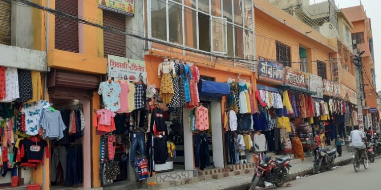 कोरोना प्रभाव : लागेन दशैं बजार, व्यापारीलाई करोडौको घाटा