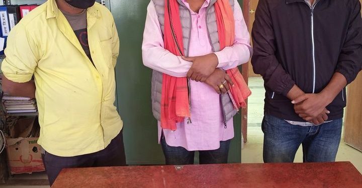 जुआ खेल्ने र लागू औषध सहित महोत्तरीमा ४ पक्राउ
