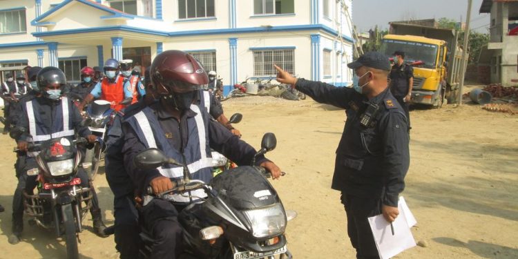 चाडपर्वलाई लक्षित गरी महोत्तरीमा ५ सयभन्दा बढी प्रहरी परिचालन