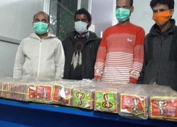 पटाका सहित ४ जना पक्राउ
