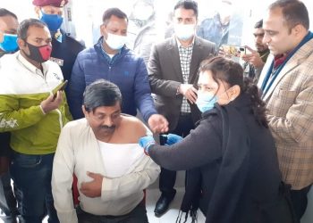 प्रदेश २ मा मन्त्रीबाट कोभिड खोप अभियान शुरु, ३४ हजारलाई दिइने तयारी (फोटो फिचर)