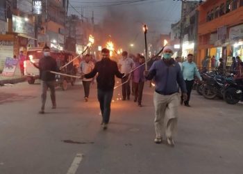 जसपाद्वारा मशाल जुलुस प्रदर्शन