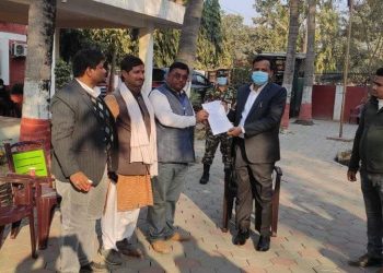 कर्मचारीहरूले विभिन्न मागसहित मुख्यमन्त्री राउतलाई बुझाए ज्ञापन
