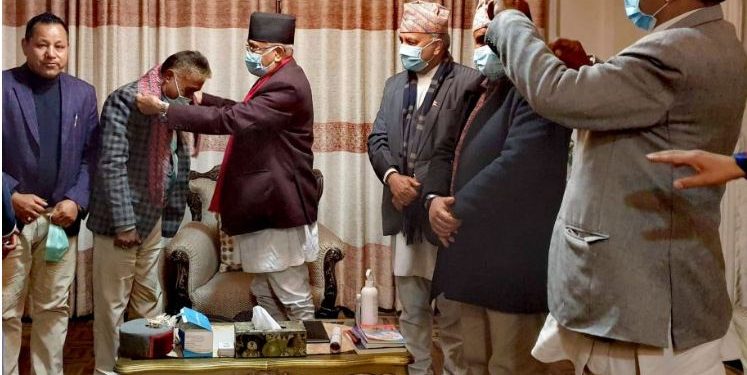 जसपालाई ठूलै झटका : केन्द्रिय सदस्य गए नेकपा ओली समूहमा