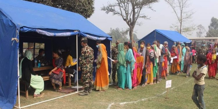 जानकी मेडिकल कलेज र सेनाको आयोजनामा निशुल्क स्वास्थ्य शिविर