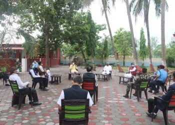 उपचारमा खटेका व्यक्ति संक्रमित भए उपचार खर्च सरकारले व्यहोर्ने