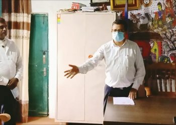 कर्मचारीमाथि हातपात गर्ने एमाले नेता मण्डल सहित व्यक्तिलाई कारवाहीकाे मांग