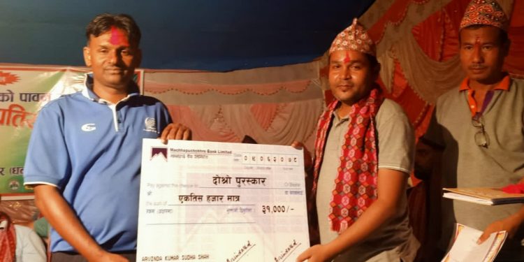 शान्ति फुटबल प्रतियाेगितामा महाेतरीकाे कब्जामा