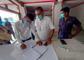 कोभिड विरुद्धको खोप बेचेको आरोपमा स्वास्थ्यकर्मी सहित दुई पक्राउ