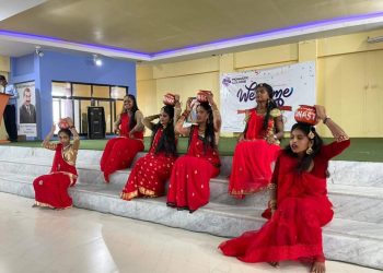नवआगन्तुक विद्यार्थीलाई माेनाष्टिकले यसरी गरे स्वागत