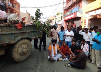 फोहोर व्यवस्थापन नगरिएको भन्दै जनकपुरधाम जनप्रतिनिधि मेयर विरूद्ध प्रदर्शनमा