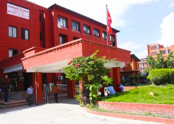 इजाजत नलिएका स्वास्थ्य संस्थालाई कारवाही गरिने, जनकपुरधाममै दर्जनौ अवैध स्वास्थ्य संस्था