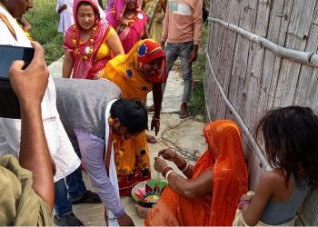 मण्डलको घरदैलो अभियान तिव्र : हंसपुरलाई देशकै नमूना नगरपालिका बनाउने