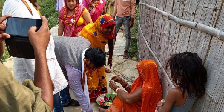 मण्डलको घरदैलो अभियान तिव्र : हंसपुरलाई देशकै नमूना नगरपालिका बनाउने
