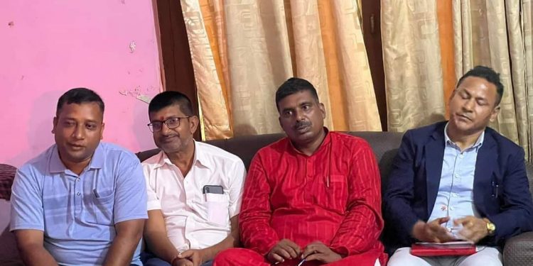 नेतृत्ववर्गले हैकमवादी गरेकाे भन्दै जसपाका ६९ जनाले दिए राजीनामा (सूची सहित)