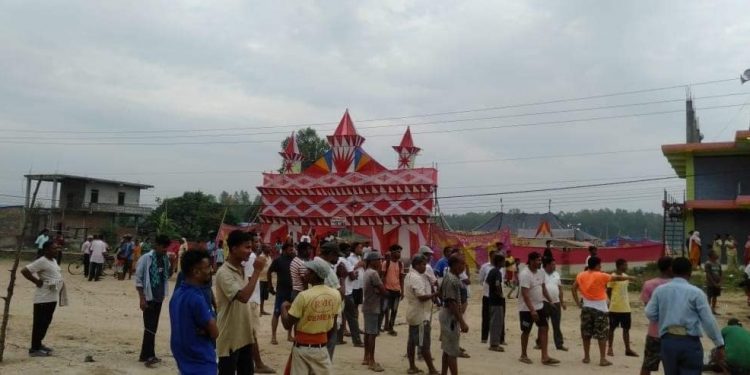 कमीशन नदिएपछि प्रहरीले मेलामा ज्यादती गर्दै तोडफोड गरेको आरोप