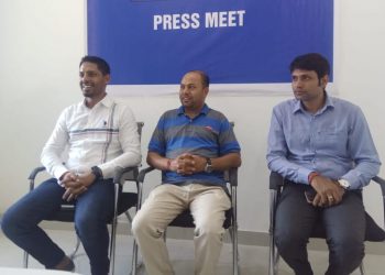 बिहिवार जानकी मन्दिरमा बजाजको पल्सर एनएस १२५ लञ्च गरिदै