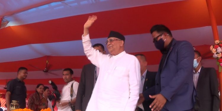 सत्ता गठबन्धनले एमालेसँग डराएर गठबन्धन गर्न लागेको : अध्यक्ष ओली