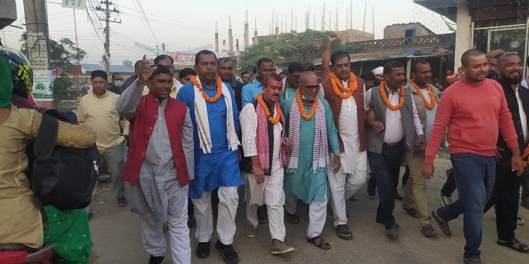धनुषा ४ (१) मा कांग्रेसका यादवको घरदैलो संगसंगै पार्टी प्रवेश तिव्र