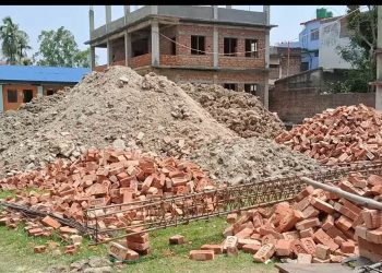 अनाधिकृत रूपमा प्रअले भत्काए विद्यालय भवन