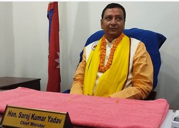 आलोचनाबाट भाग्दै मुख्यमन्त्री यादव