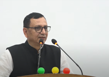 मुख्यमन्त्री गैरजिम्मेवार, भन्छन् ‘विश्वासको मत लिन जरुरी छैन’