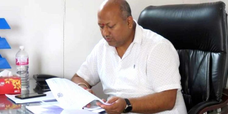 आफ्नै निर्णयविरूद्ध मुख्यमन्त्री सिंहकाे बाेली फेरियाे