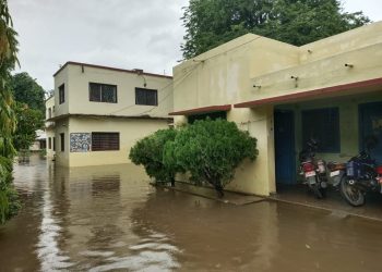 जनकपुरधाम दूई घण्टाको वर्षामै  डूबानमा