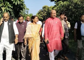 मधेश सरकारले गरे प्रयोगविहिन भवनको अवलोकन