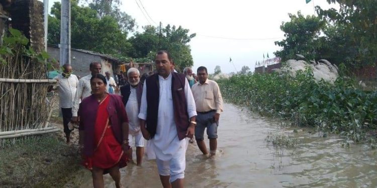 बाढीबाट क्षतिग्रस्त तटबन्ध यथाशिघ्र व्यवस्थापन गरिने : मन्त्री यादव