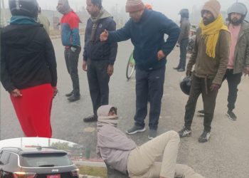 घाइतेलाई आफ्नै गाडीमा मन्त्री यादवले पुरयाए अस्पताल