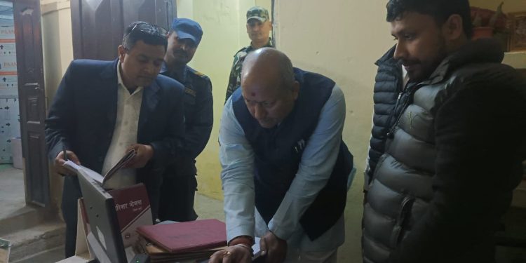 मुख्यमन्त्री सिंहले २१ वटा निजी अस्पताल गराए बन्द