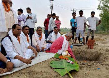 उर्जामन्त्री यादवको सहृदयता : स्थानीय वृद्बाधबाट शमशानघाटको शिलान्यास