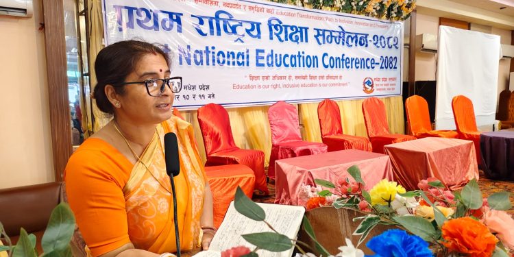 कसरी हुन सक्छ मधेशकाे शैक्षिक विकास, जहाँ सम्मेलनमै खर्चिन्छ ५०/५० लाख