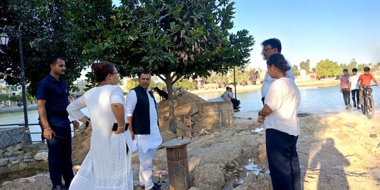 चांडै संचालनमा आउने गंगा सागर पाेखरी डिलमा रहेकाे खानेपानी डिप ट्यूबेल