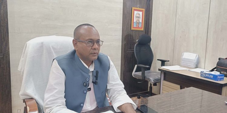 संघीयले सरकारले अनुदानमा विभेद गरेको आरोप