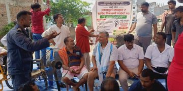 बजार खाली गर्न समय दिनुपर्ने फलफुल व्यवसायीकाे माग