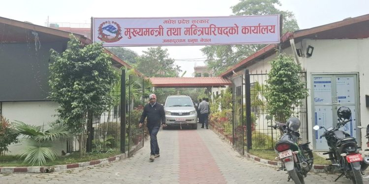 अनियमिता कारवाही प्रक्रिया अन्यौल, सरकार भन्छन फाइल जल्यो