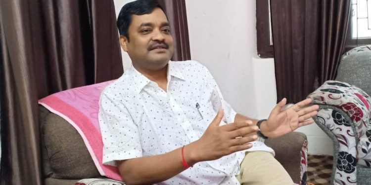 पूर्व अर्थमन्त्री साहसहित ७ जनाविरुद्ध भ्रष्टाचार मुद्दा